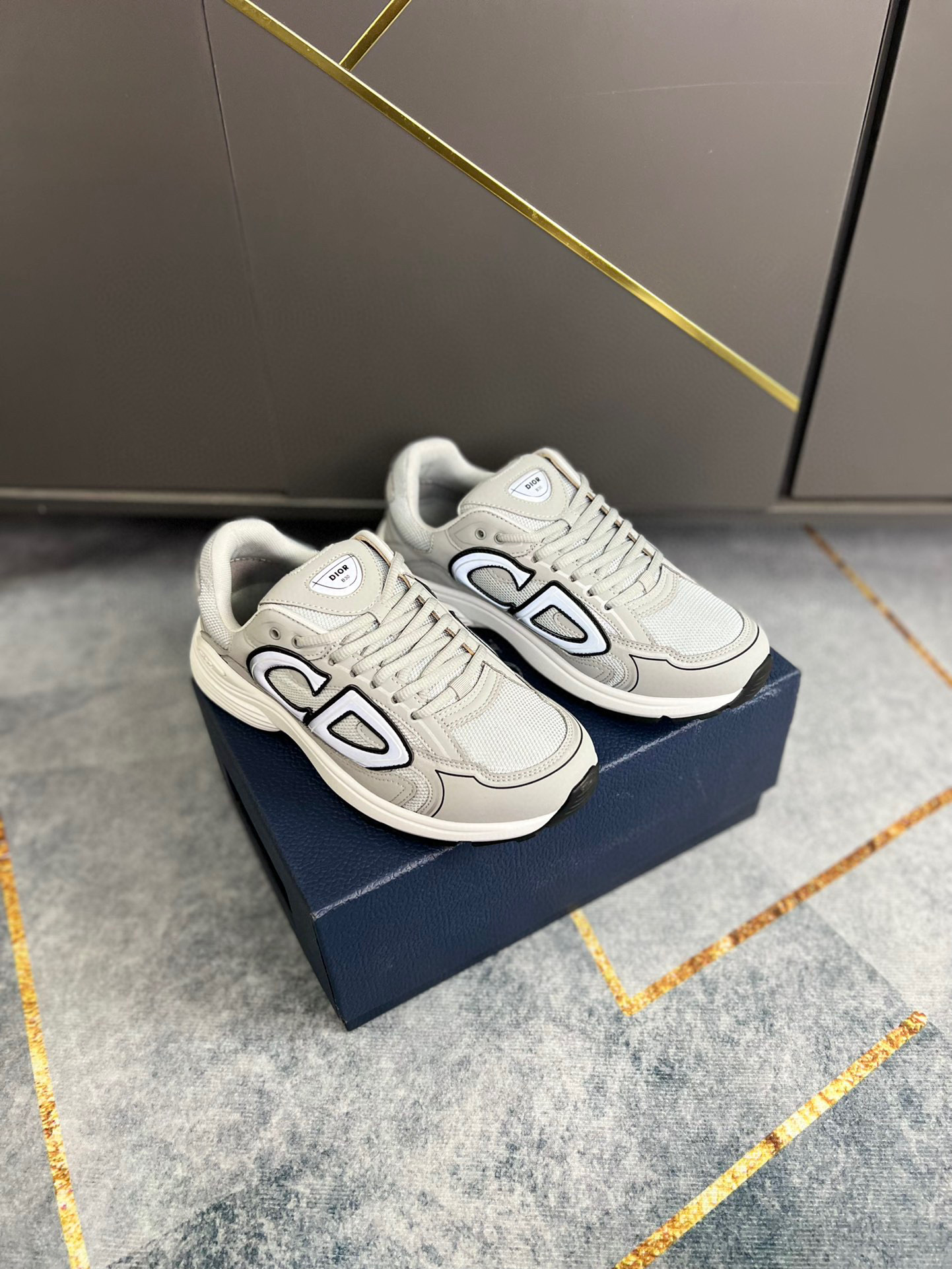 847041cf